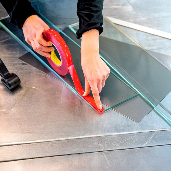 Cinta 3M™ VHB™ 4910: Cinta Doble Cara Transparente de Alta Resistencia de 3/4 x 36 YDS - foto 4
